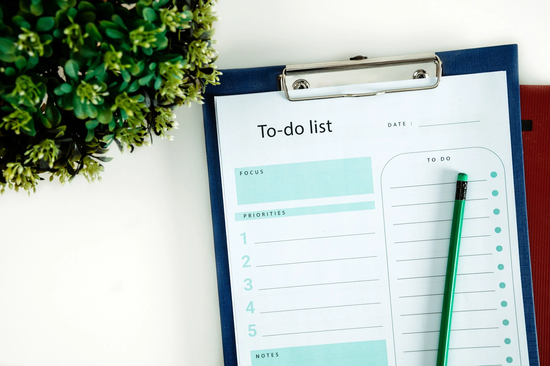 empty to do list on clipboard